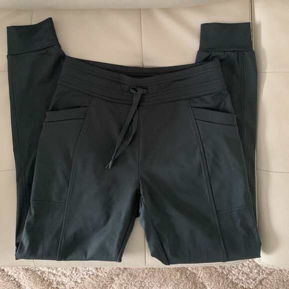 32 Degrees Heat Women's Midweight Tech Commuter Jogger Kaki/ Green - Picture 5 of 7